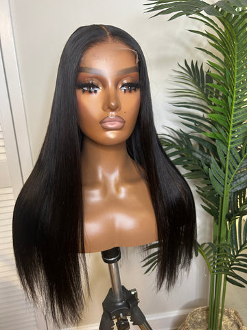 Straight wig